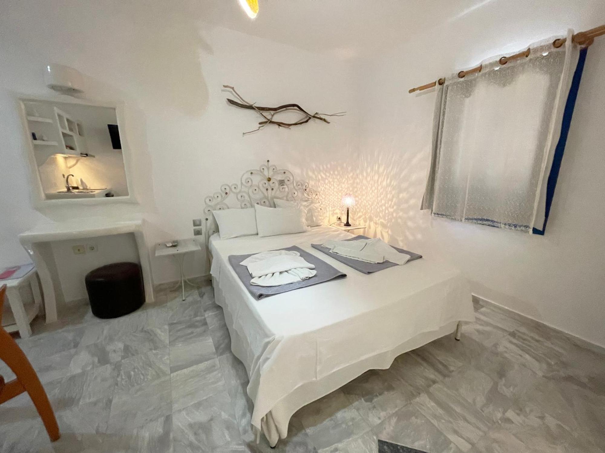 Argo-milos Apartment